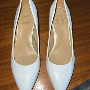Naturalizer Womens Carmen Classic Pump Heel White Leather Pointed Toe Size 7M